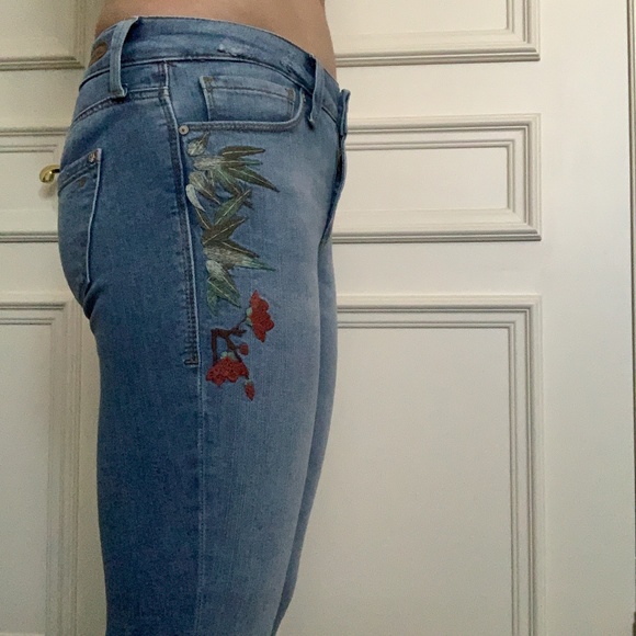 Embroidered Jeans - Picture 2 of 5